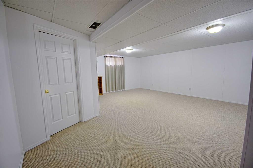4912 41 St, Taber, AB - Indoor Photo Showing Other Room