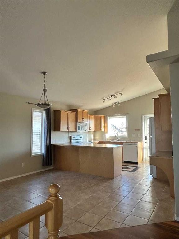 19 Rivergreen Road West, Lethbridge, AB