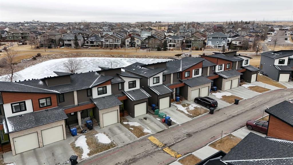 5-478 Highlands Boulevard West, Lethbridge, AB - Outdoor