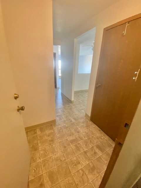 423-21 Berkeley Place West, Lethbridge, AB - Indoor Photo Showing Other Room