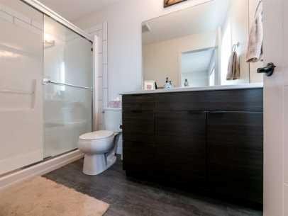 1-898 Greywolf Run North, Lethbridge, AB