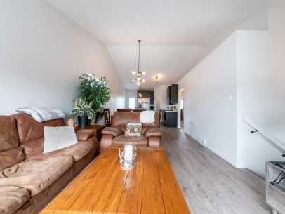 1-898 Greywolf Run North, Lethbridge, AB