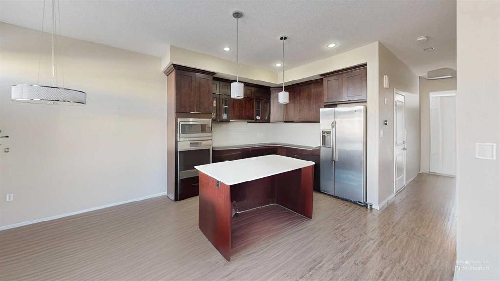 3-414 Highlands Boulevard West, Lethbridge, AB