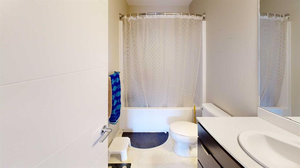 3-414 Highlands Boulevard West, Lethbridge, AB