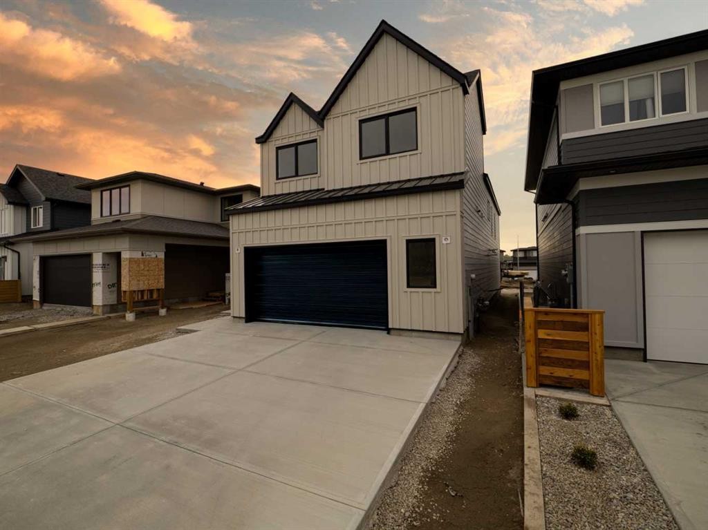 681 Devonia Road West, Lethbridge, AB - Outdoor