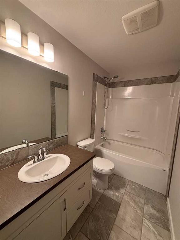 2-359 Caledonia Boulevard West, Lethbridge, AB