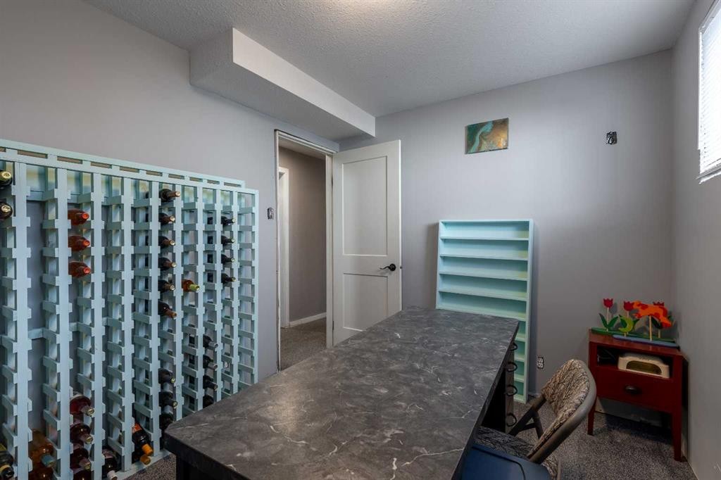 1907 7A Avenue North, Lethbridge, AB - Indoor