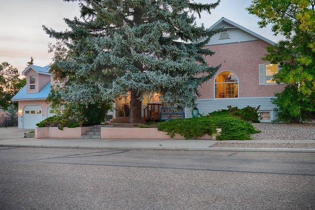 329 2 Avenue Ne, Milk River, AB - Outdoor