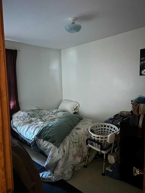 5108 57 Street, Taber, AB - Indoor Photo Showing Bedroom