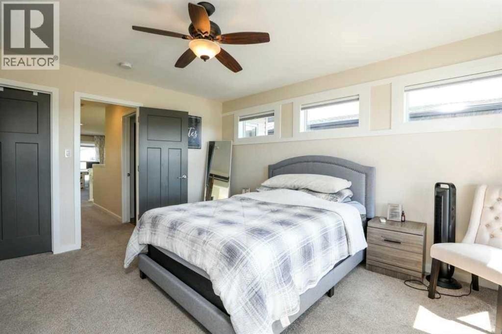 7 Greywolf Road North, Lethbridge, AB - Indoor Photo Showing Bedroom