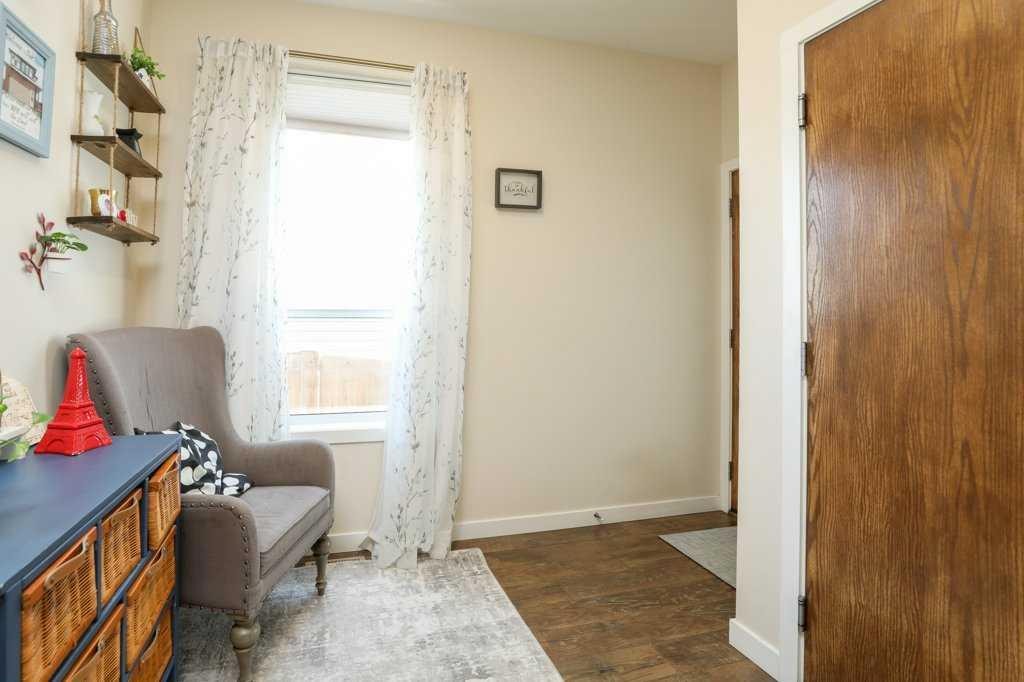7 Greywolf Road North, Lethbridge, AB - Indoor Photo Showing Other Room