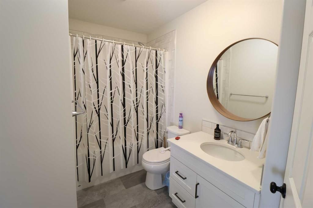 138 Prairie Gold, Taber, AB - Indoor Photo Showing Bathroom