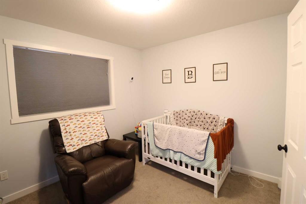 138 Prairie Gold, Taber, AB - Indoor Photo Showing Bedroom