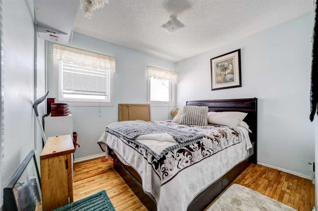 109 Argyle Street, Granum, AB - Indoor Photo Showing Bedroom