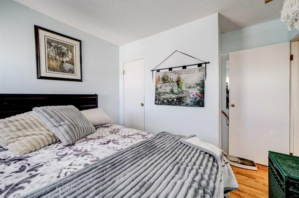 109 Argyle Street, Granum, AB - Indoor Photo Showing Bedroom