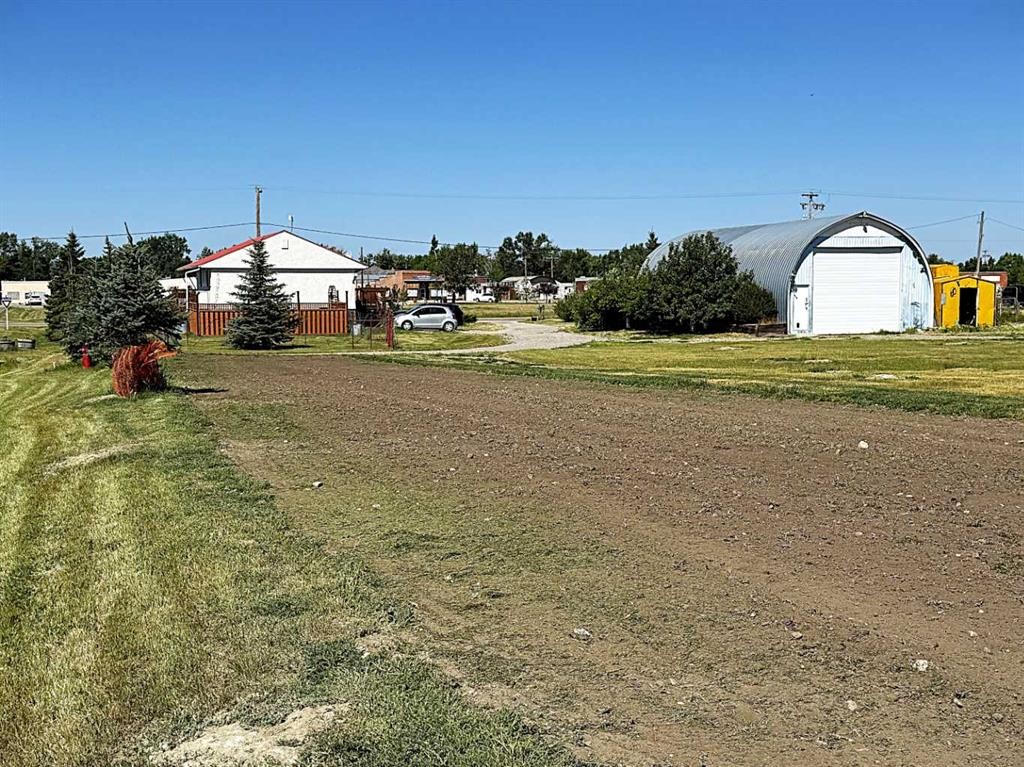 109 Argyle Street, Granum, AB - Outdoor