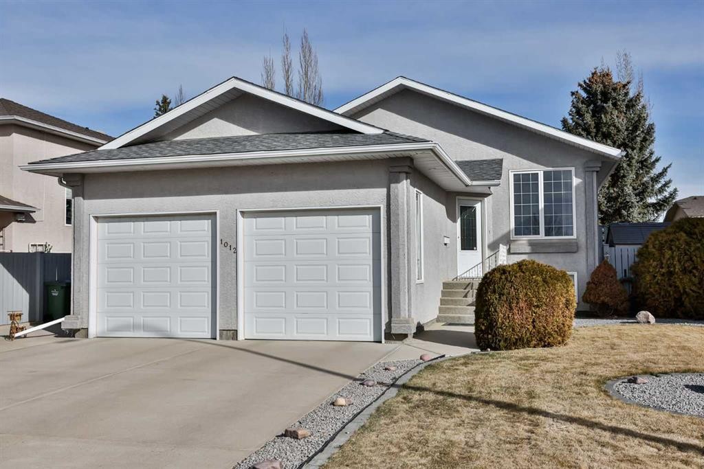1012 24 Avenue, Coaldale, AB - Outdoor