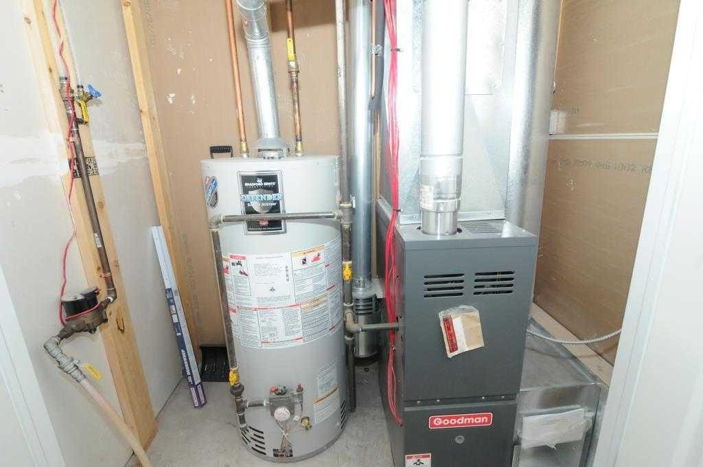 7-762 Heritage Boulevard West, Lethbridge, AB - Indoor Photo Showing Basement