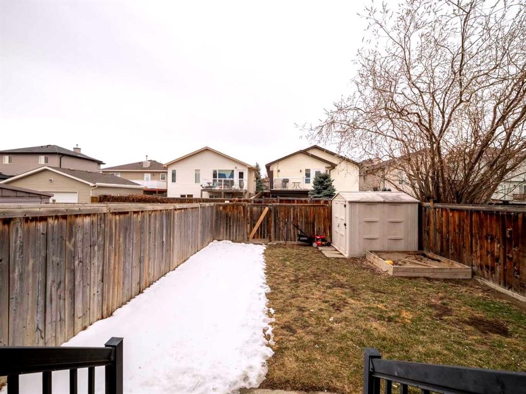244 Kodiak Boulevard North, Lethbridge, AB - Outdoor