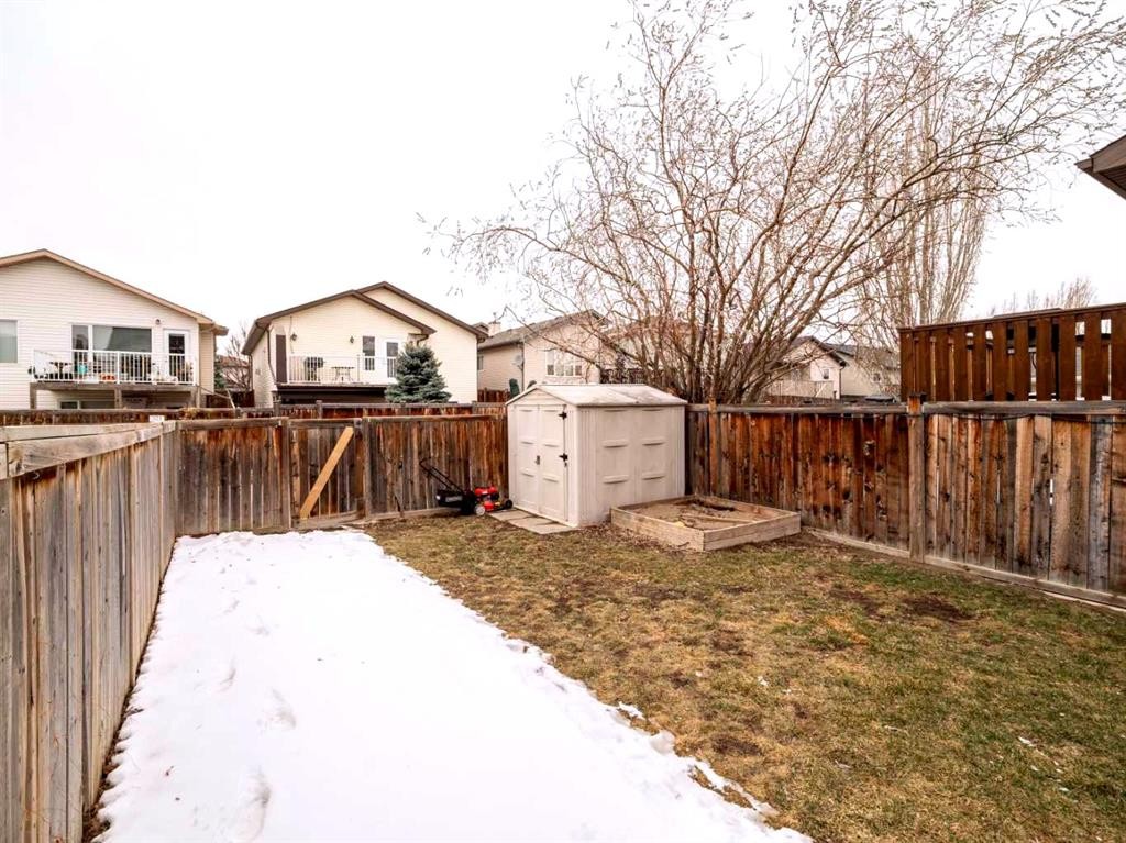 244 Kodiak Boulevard North, Lethbridge, AB - Outdoor
