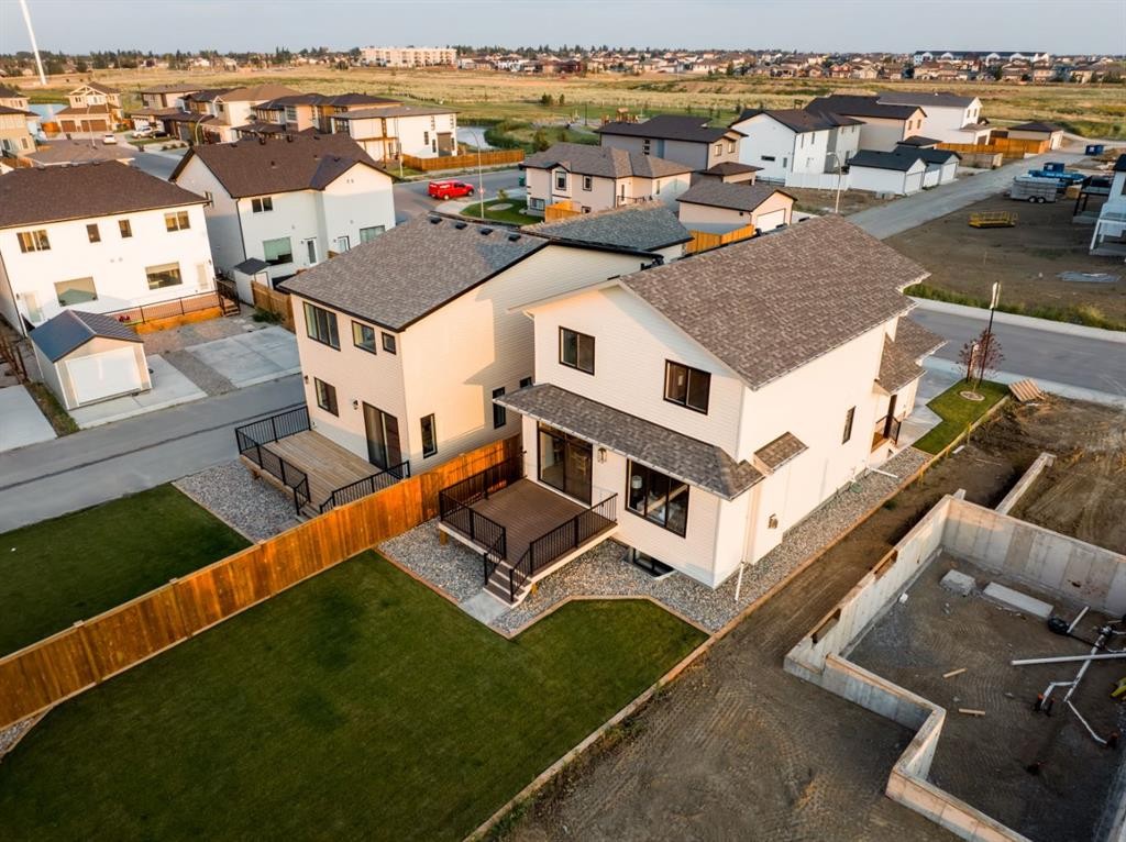706 Violet Place West, Lethbridge, AB - Outdoor