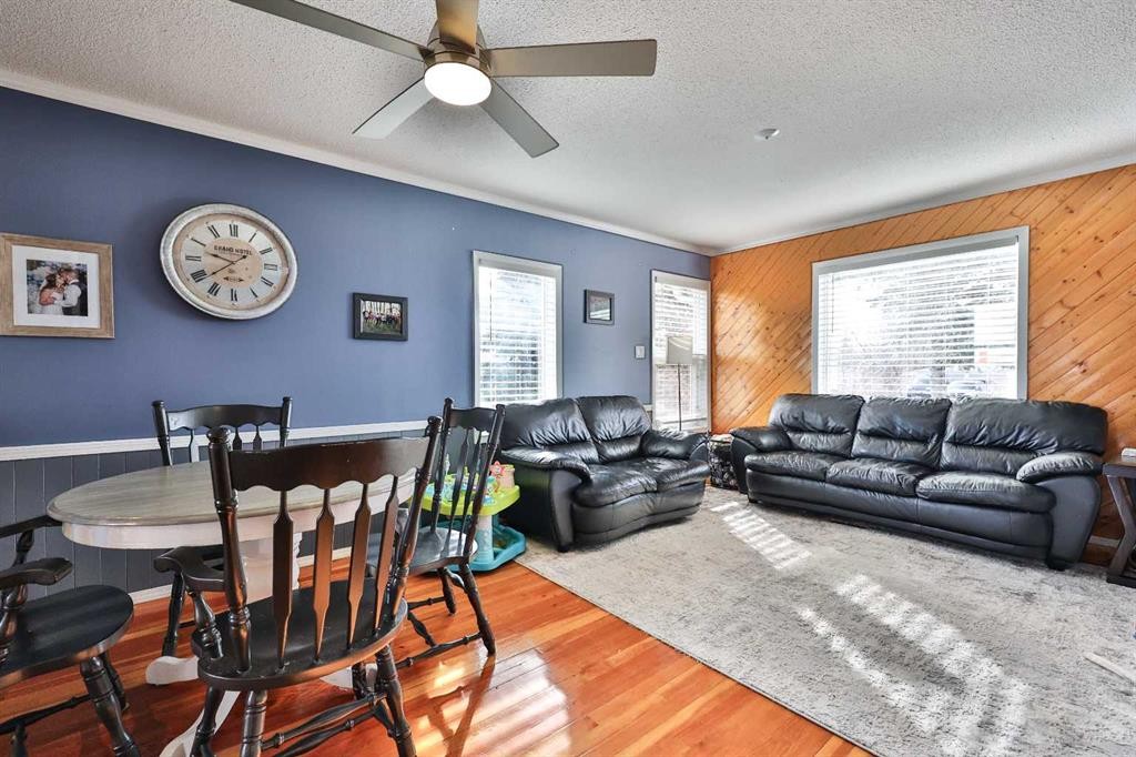 405 5 Avenue, Warner, AB - Indoor