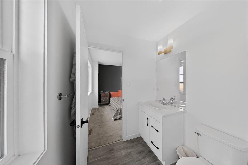 302 Uplands Boulevard North, Lethbridge, AB - Indoor