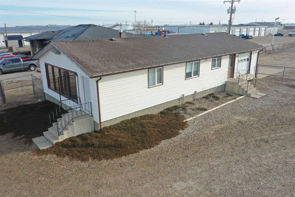5807 60 Street, Taber, AB
