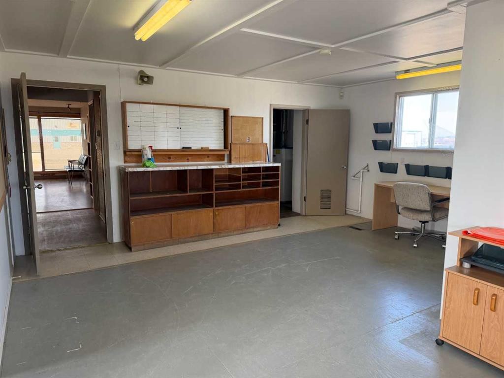 5807 60 Street, Taber, AB