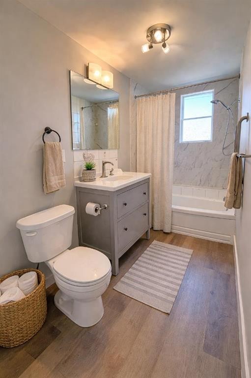 129 5 Avenue, Champion, AB - Indoor Photo Showing Bathroom