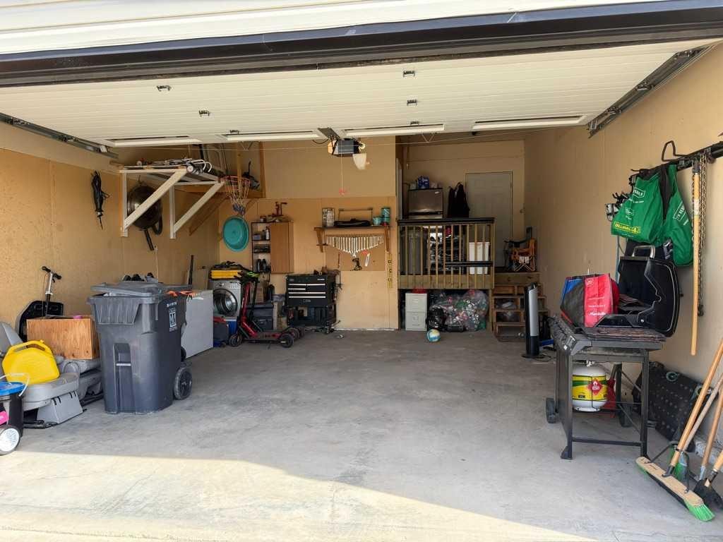 222 6A Street, Stirling, AB - Indoor Photo Showing Garage