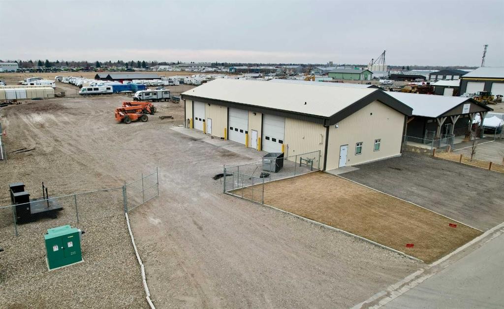 913 13 Ave, Coaldale, AB