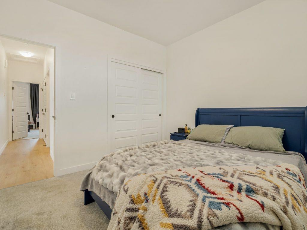 308 Uplands Boulevard North, Lethbridge, AB - Indoor Photo Showing Bedroom