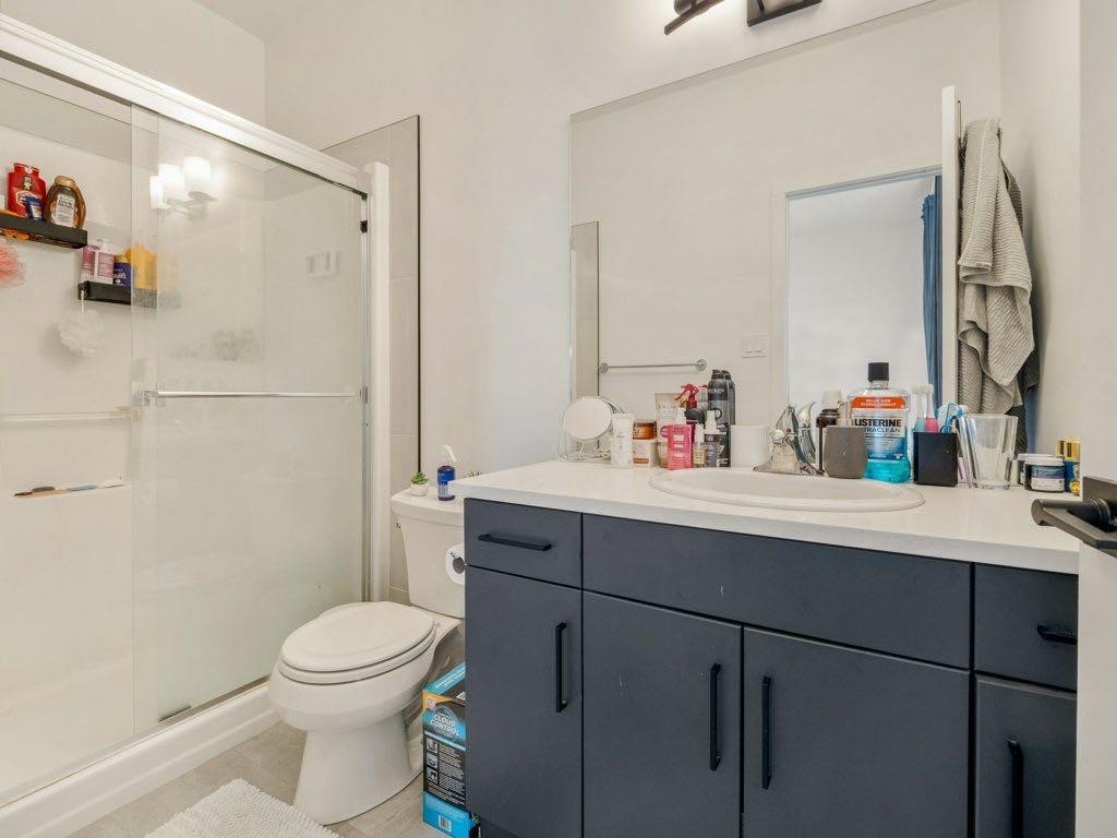 308 Uplands Boulevard North, Lethbridge, AB - Indoor Photo Showing Bathroom