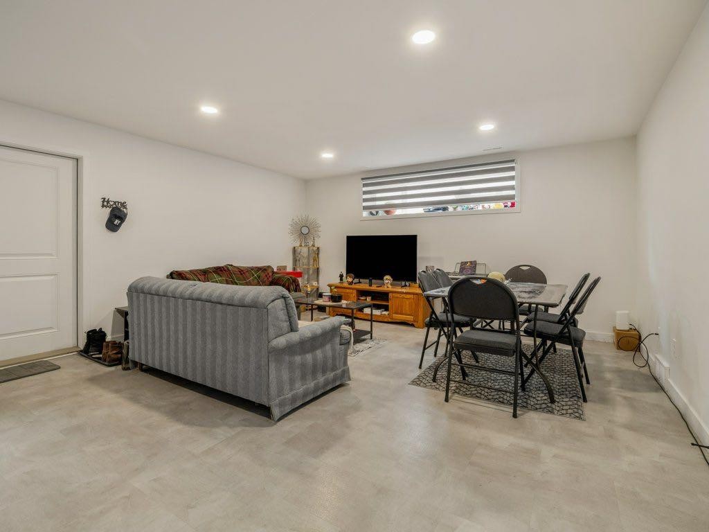 308 Uplands Boulevard North, Lethbridge, AB - Indoor Photo Showing Basement