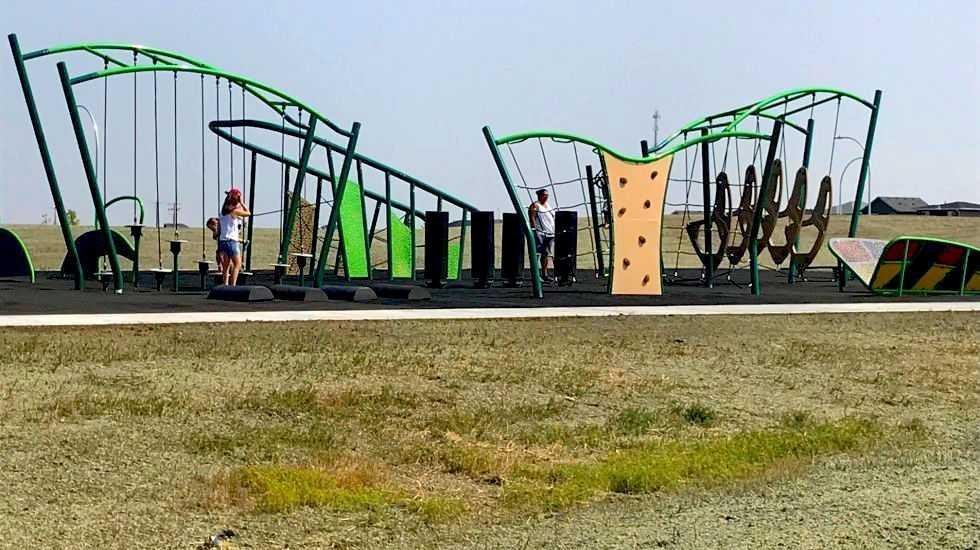 308 Uplands Boulevard North, Lethbridge, AB -