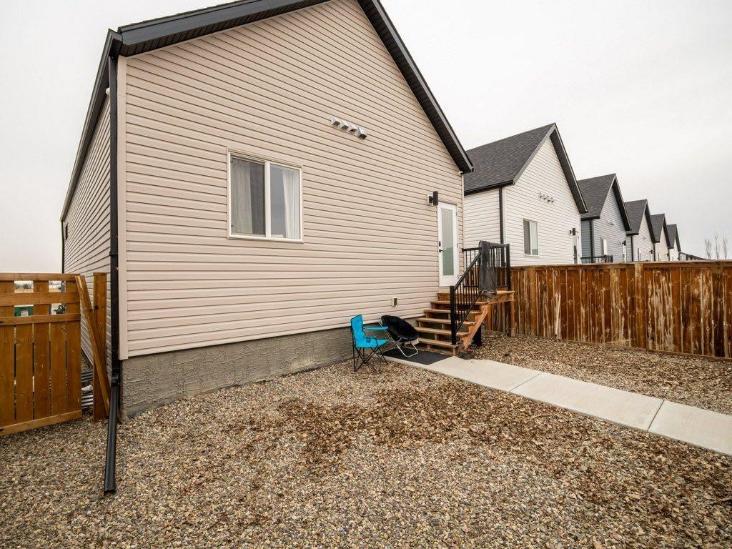 308 Uplands Boulevard North, Lethbridge, AB - Outdoor With Exterior