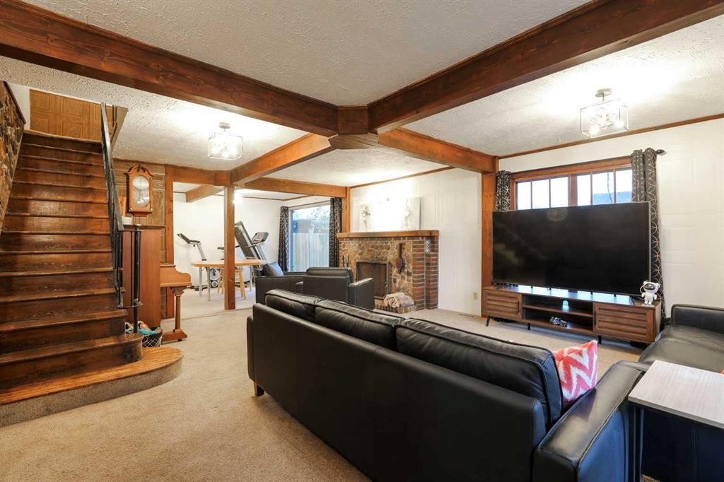 108 3 Street, Warner, AB - Indoor