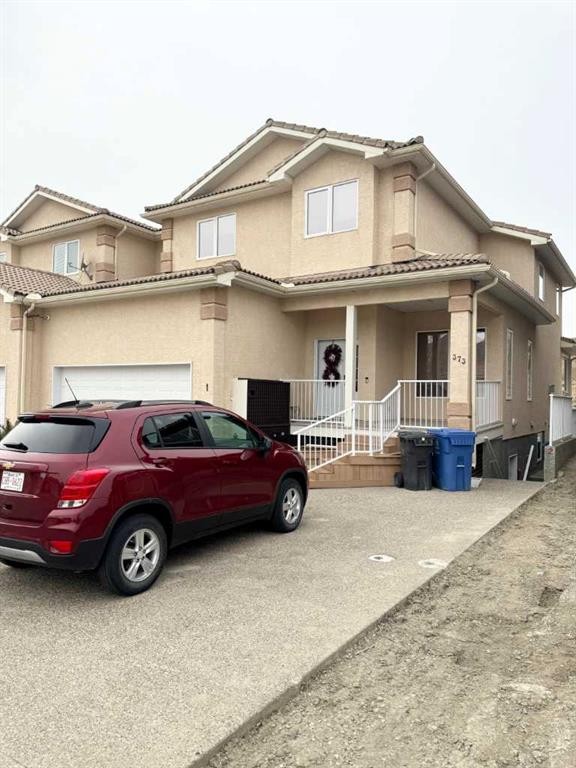 2-373 Canyon Boulevard West, Lethbridge, AB - Outdoor