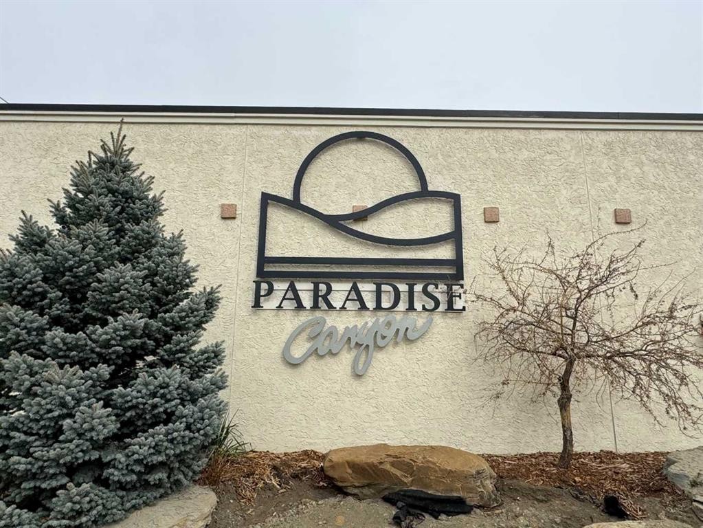 2-373 Canyon Boulevard West, Lethbridge, AB - Outdoor