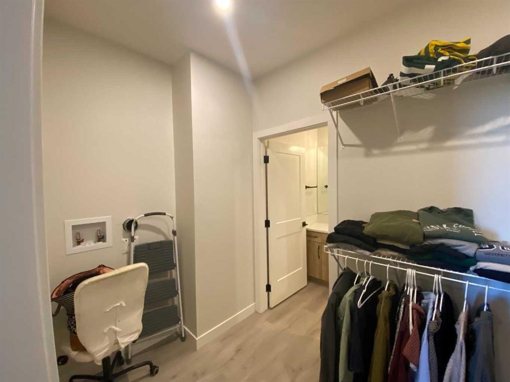 130 Prairie Gold St, Taber, AB - Indoor With Storage