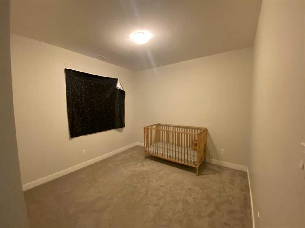 130 Prairie Gold St, Taber, AB - Indoor Photo Showing Other Room