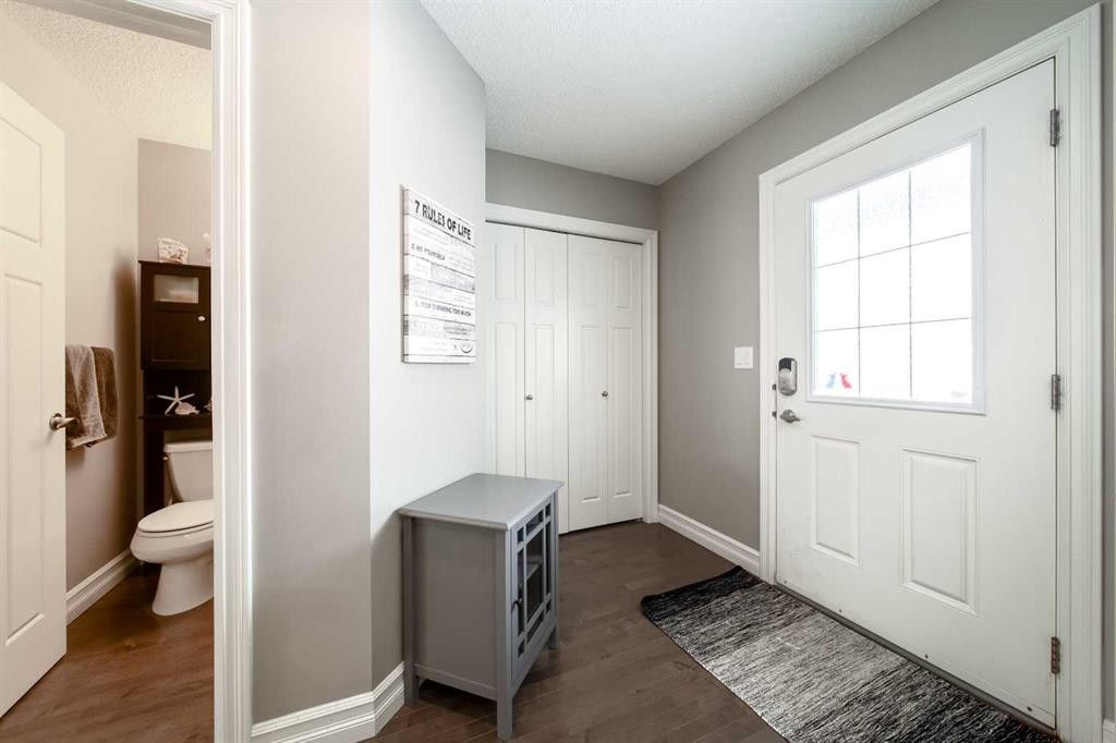 839 37 Avenue, Edmonton, AB - Indoor Photo Showing Other Room