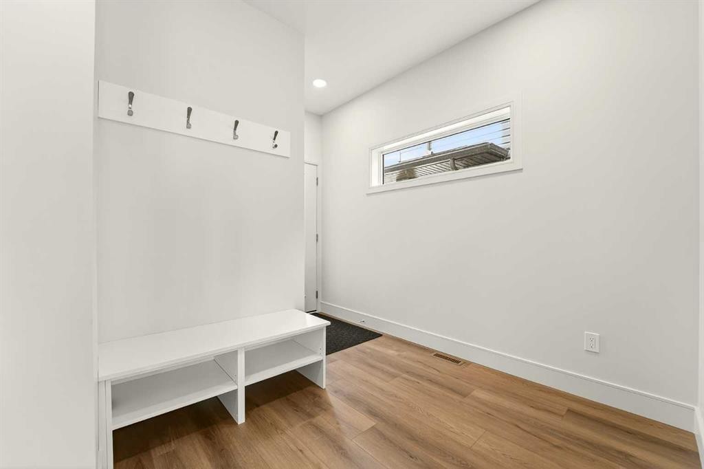3109 44 Street South, Lethbridge, AB - Indoor Photo Showing Other Room