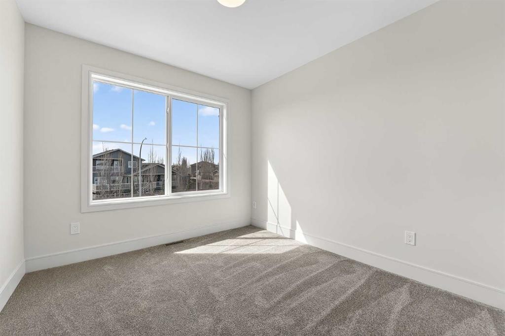 3109 44 Street South, Lethbridge, AB - Indoor Photo Showing Other Room