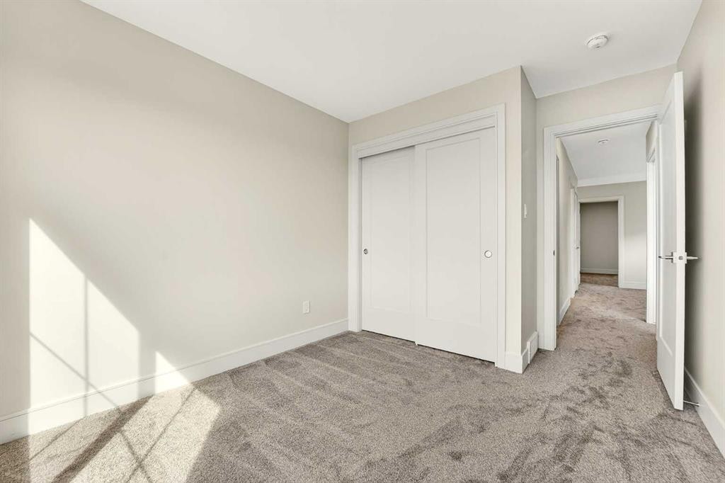 3109 44 Street South, Lethbridge, AB - Indoor Photo Showing Other Room