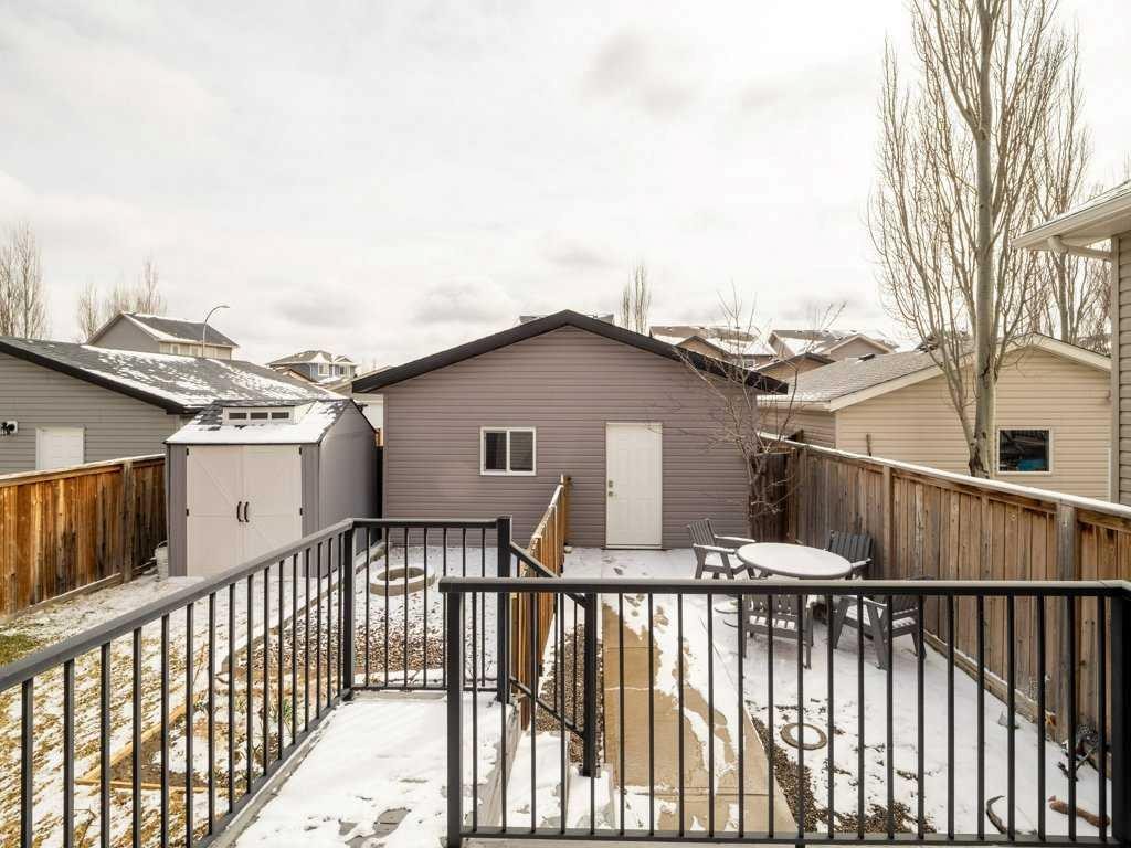 146 Silkstone Road West, Lethbridge, AB - Outdoor With Exterior