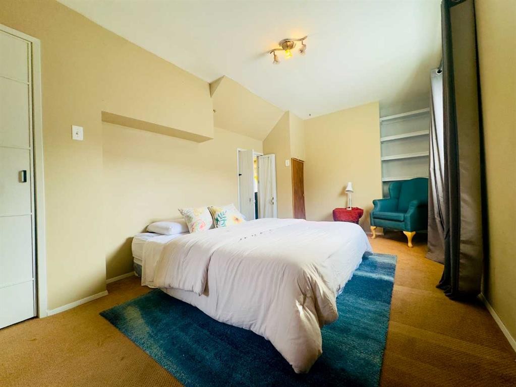 15030 21 Aveunue, Frank, AB - Indoor Photo Showing Bedroom