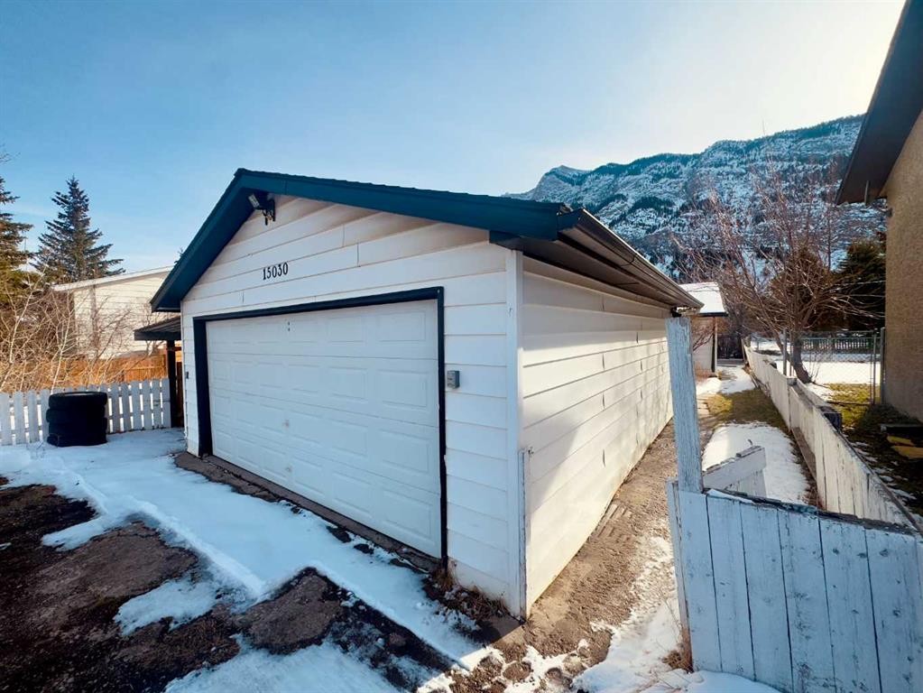 15030 21 Aveunue, Frank, AB - Outdoor With Exterior