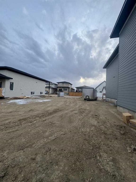 660 Devonia Road West, Lethbridge, AB